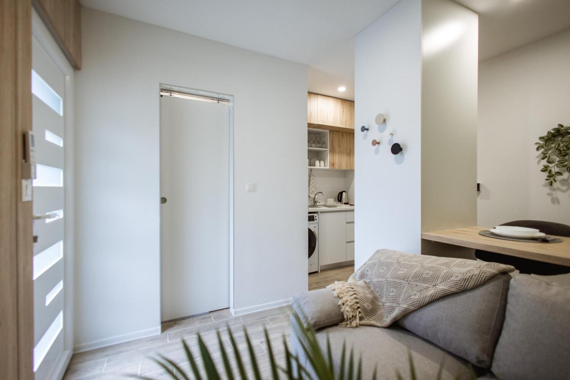 Cozy Studio Apartment In Osijek - Self Check In Екстериор снимка